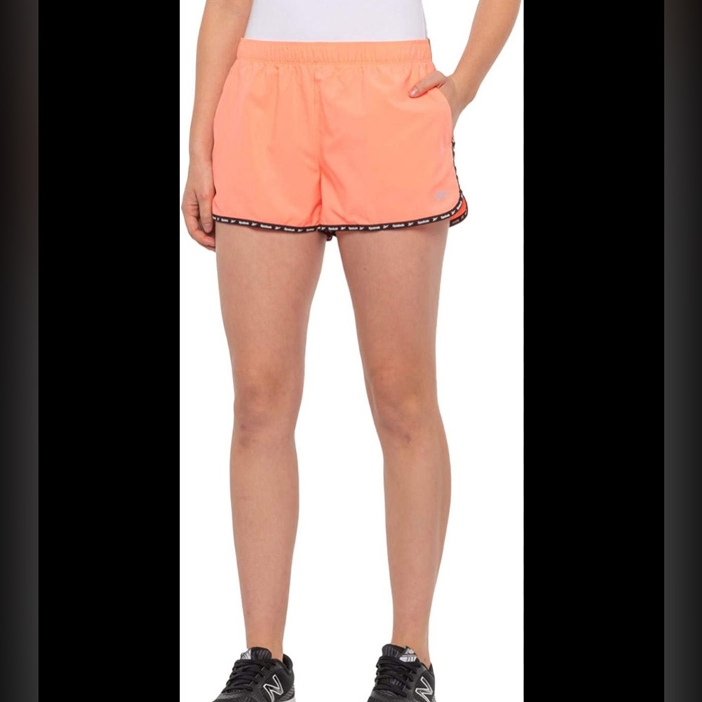 Reebok Running Shorts Relaxed Fit Mid-Rise Waist Pink Training Shorts Size XL